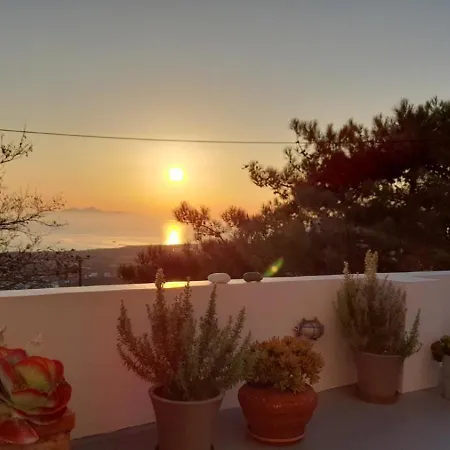 Alonia * Firostefani