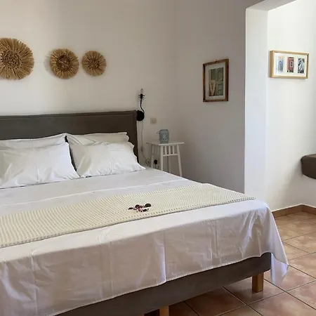 Apartament Alonia Firostefani